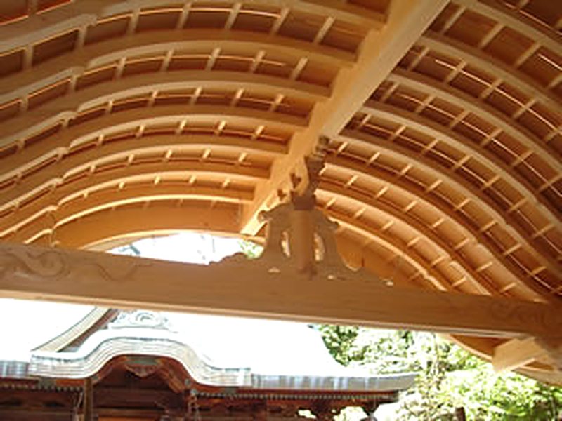 社寺の屋根裏の化粧垂木